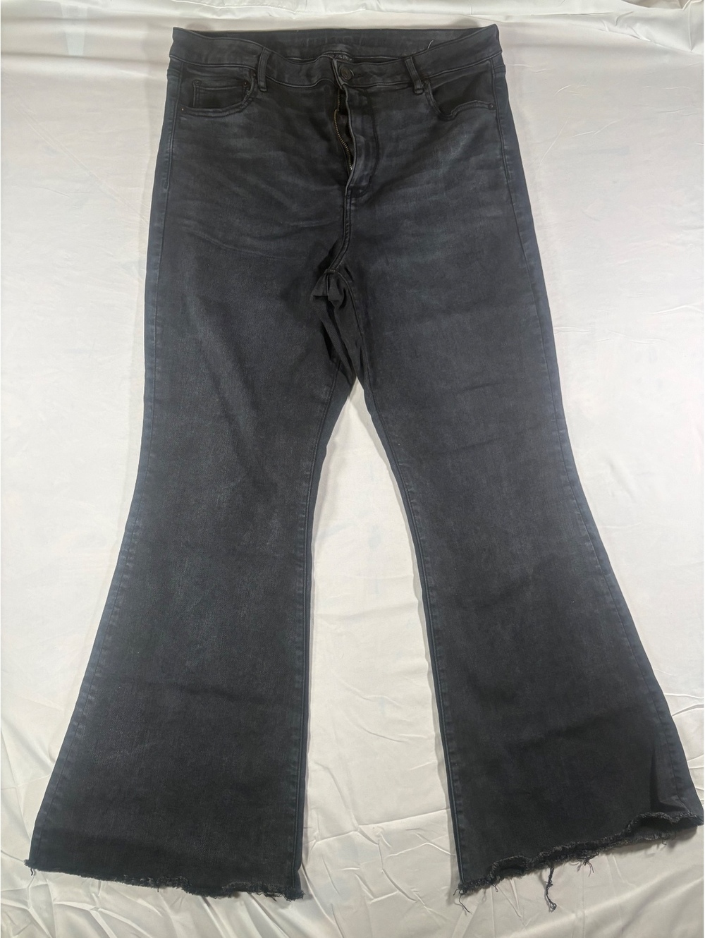 American Eagle Black Flared Jeans Size 16 Regular